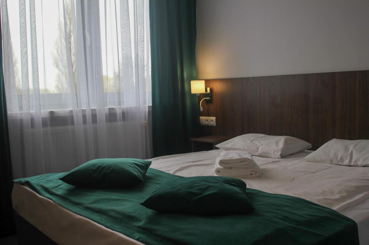 Eurohotel Baniocha Exteriör bild